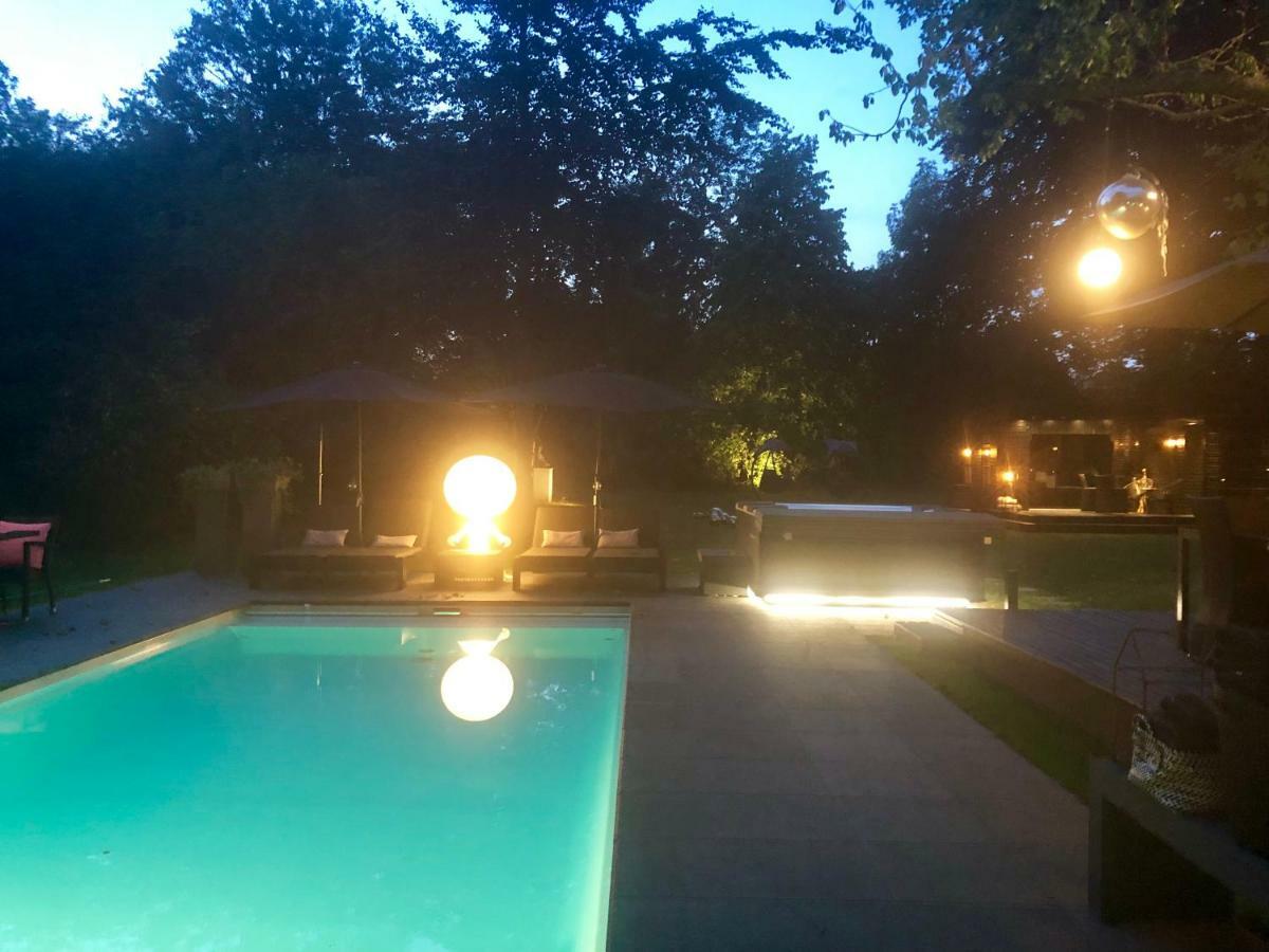 Charmehotel Manoir Ogygia Poperinge Exterior photo